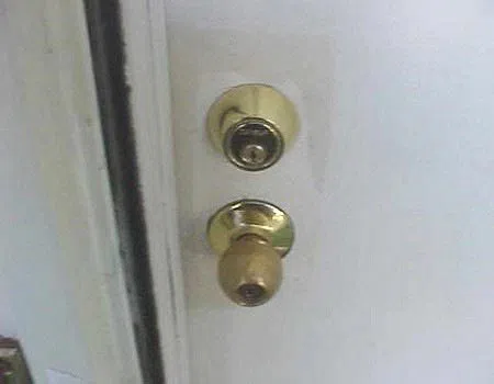 Englishtown Locksmith Service Englishtown, NJ 732-357-1960 - apartment-lock-change