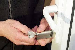Englishtown Locksmith Service Englishtown, NJ 732-357-1960 - business-locksmith